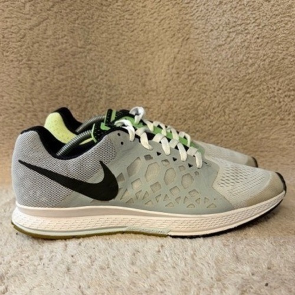 Nike Air Zoom Pegasus 31 Mens 11.5 Silver Volt Black Running Shoes 652925-013